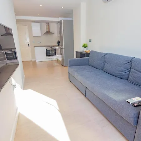 Apartment On The Beach Elviria