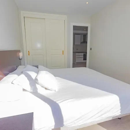 Apartment On The Beach Elviria Marbella